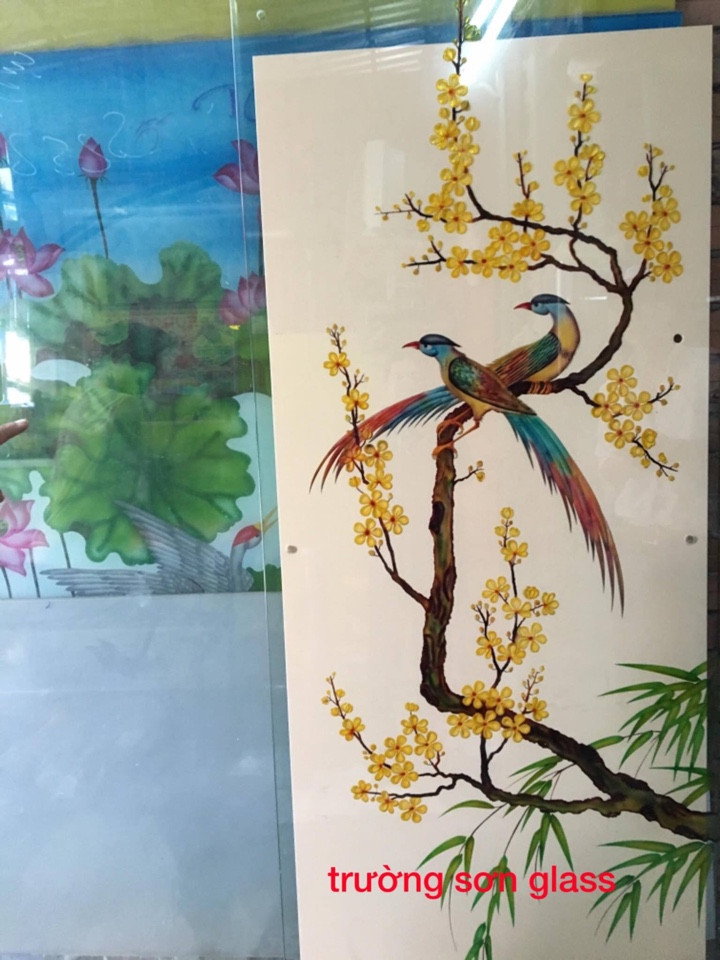 Hoa mai và chim trĩ